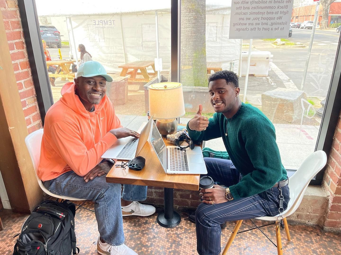 Team meeting at cafe